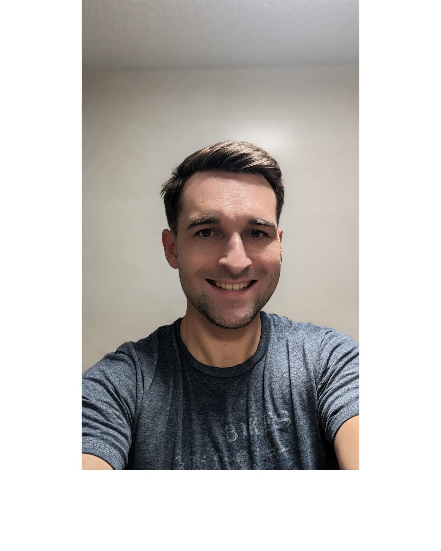I am Thomas Zwickl and I am a freelance Backend developer.
